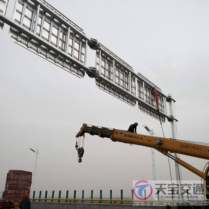 昌吉高速公路标志杆厂家 指引着人们安全行驶